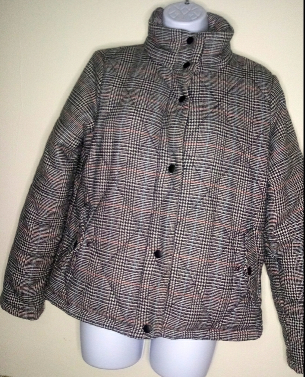 A new day fully lined plaid puffer jacket - Picture 7 of 15